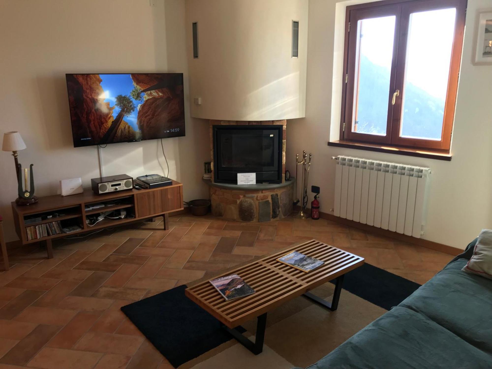 Casa Con Vista Apartment Costa di Serina Luaran gambar