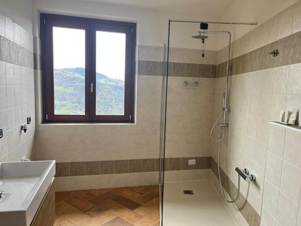Casa Con Vista Apartment Costa di Serina Luaran gambar