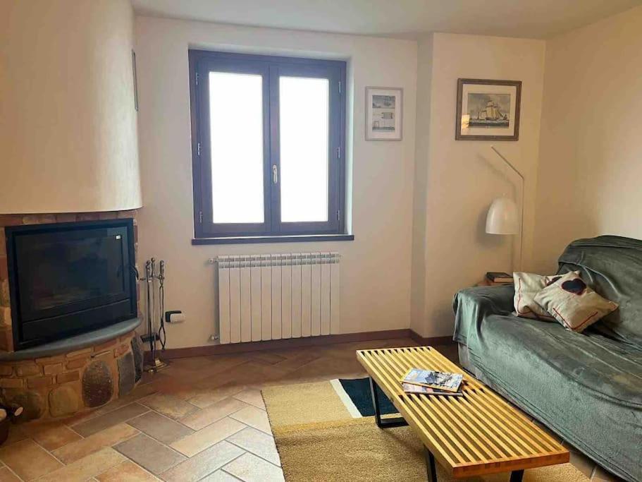 Casa Con Vista Apartment Costa di Serina Luaran gambar